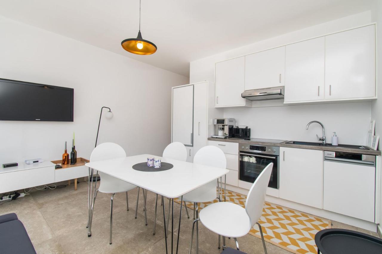 Apartman Benmi Vodice Exteriör bild